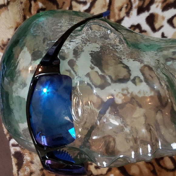 SALE‼️ 2/$10💫 - Picture 5 of 7